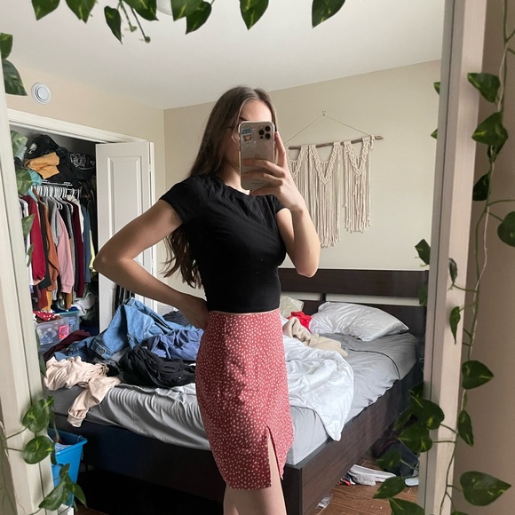 Shein skirt - Picture 2 of 3